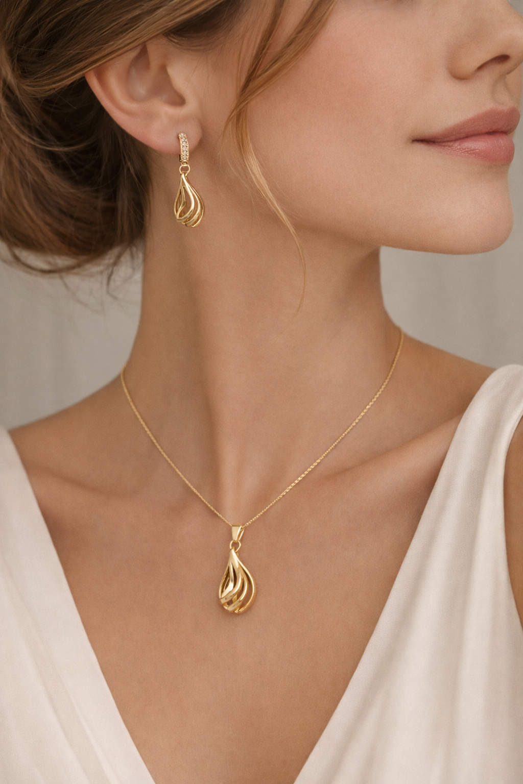 Aura Drop Jewelry Set - Spiral Pendant Necklace & Earrings